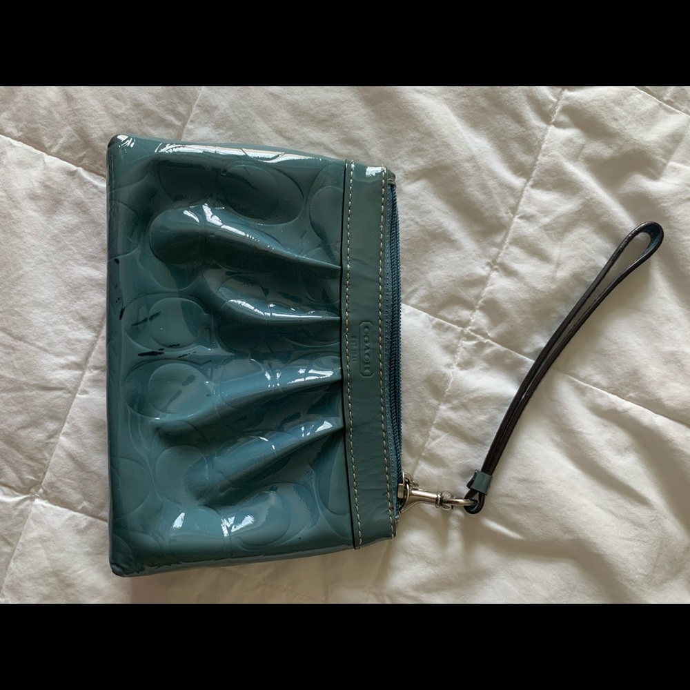 Couch Blue Patten Leather Wristlet